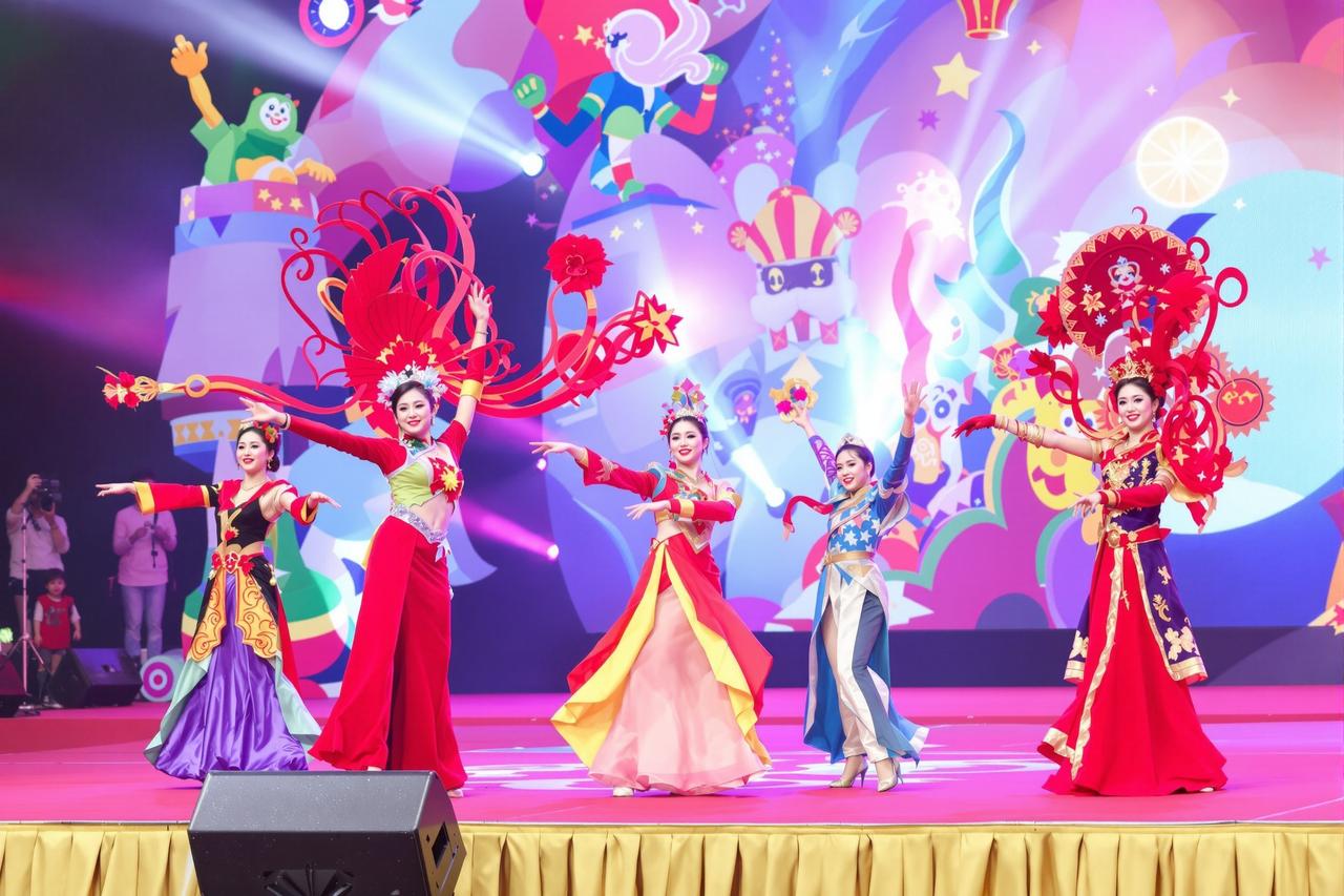 男同视频年度粉丝嘉年华